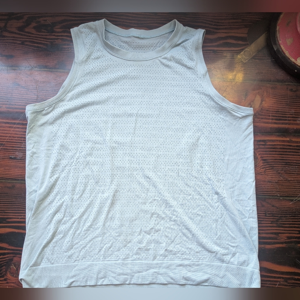 Lululemon Women’s Tank Top – Light Blue – Size XL